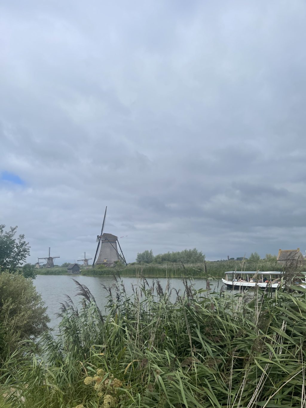 Day 8 – Aachen to Zaandam via Kinderdijk. (15 Pens = 0 Euros for Parking)
